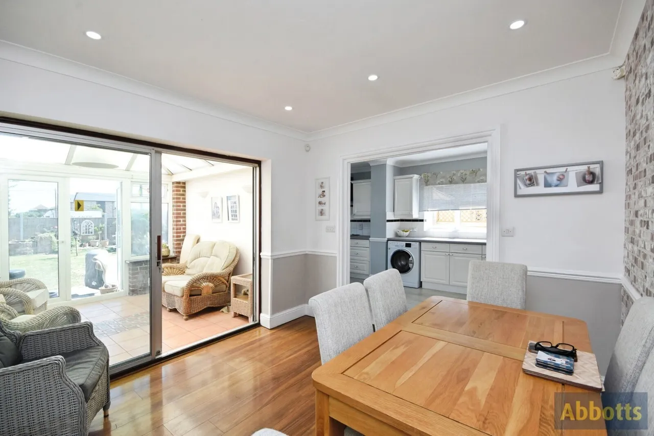 Marine Avenue, CANVEY ISLAND, Essex, SS8, photo 13