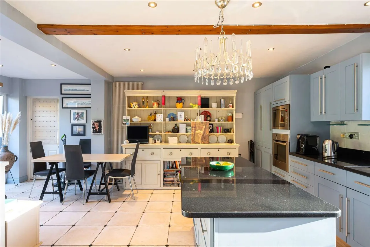 Stockwood Vale, Keynsham, BANES, BS31 2AP, photo 5