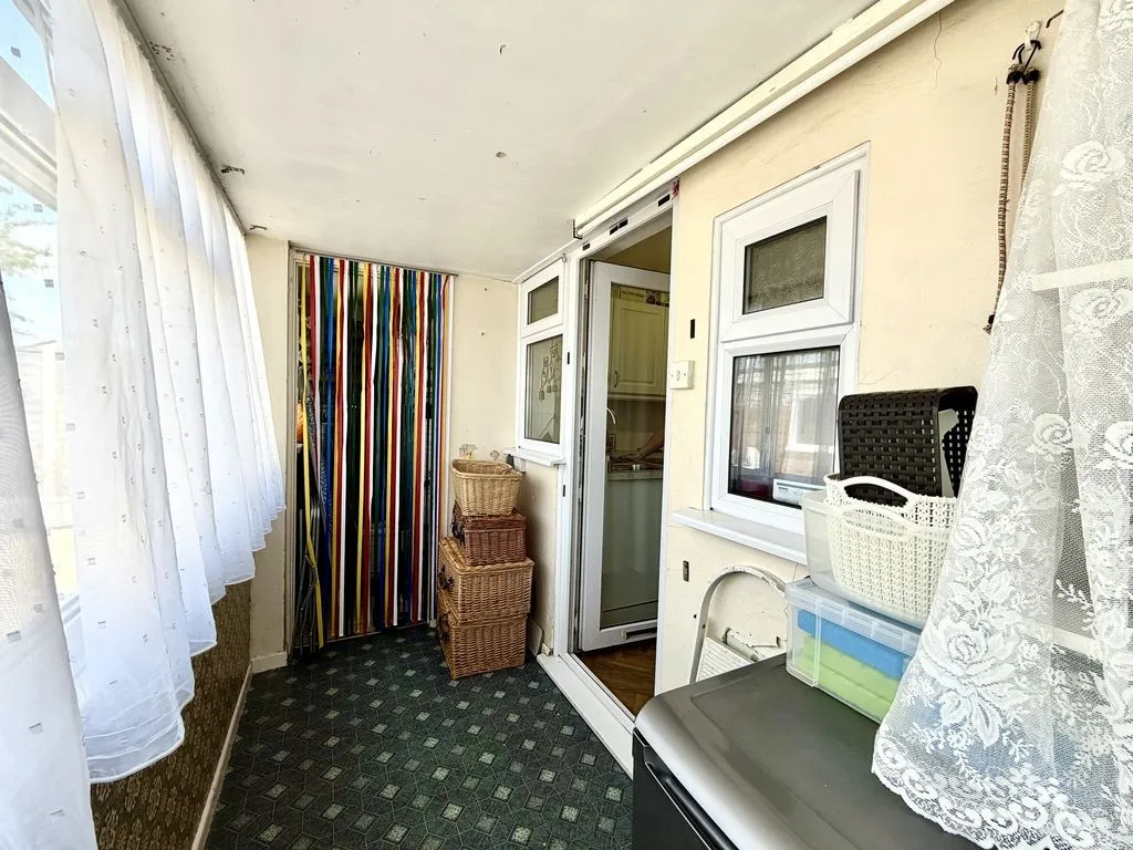 Warren Crescent, Calne, photo 10