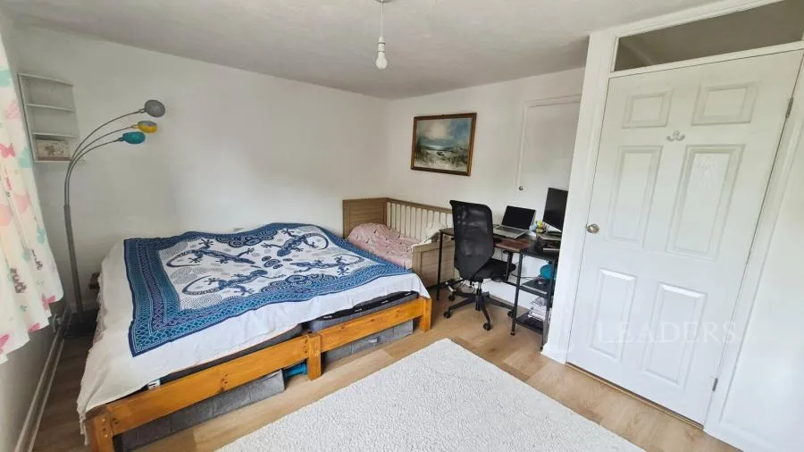 Bishopsfield Road, Fareham, PO14, photo 12