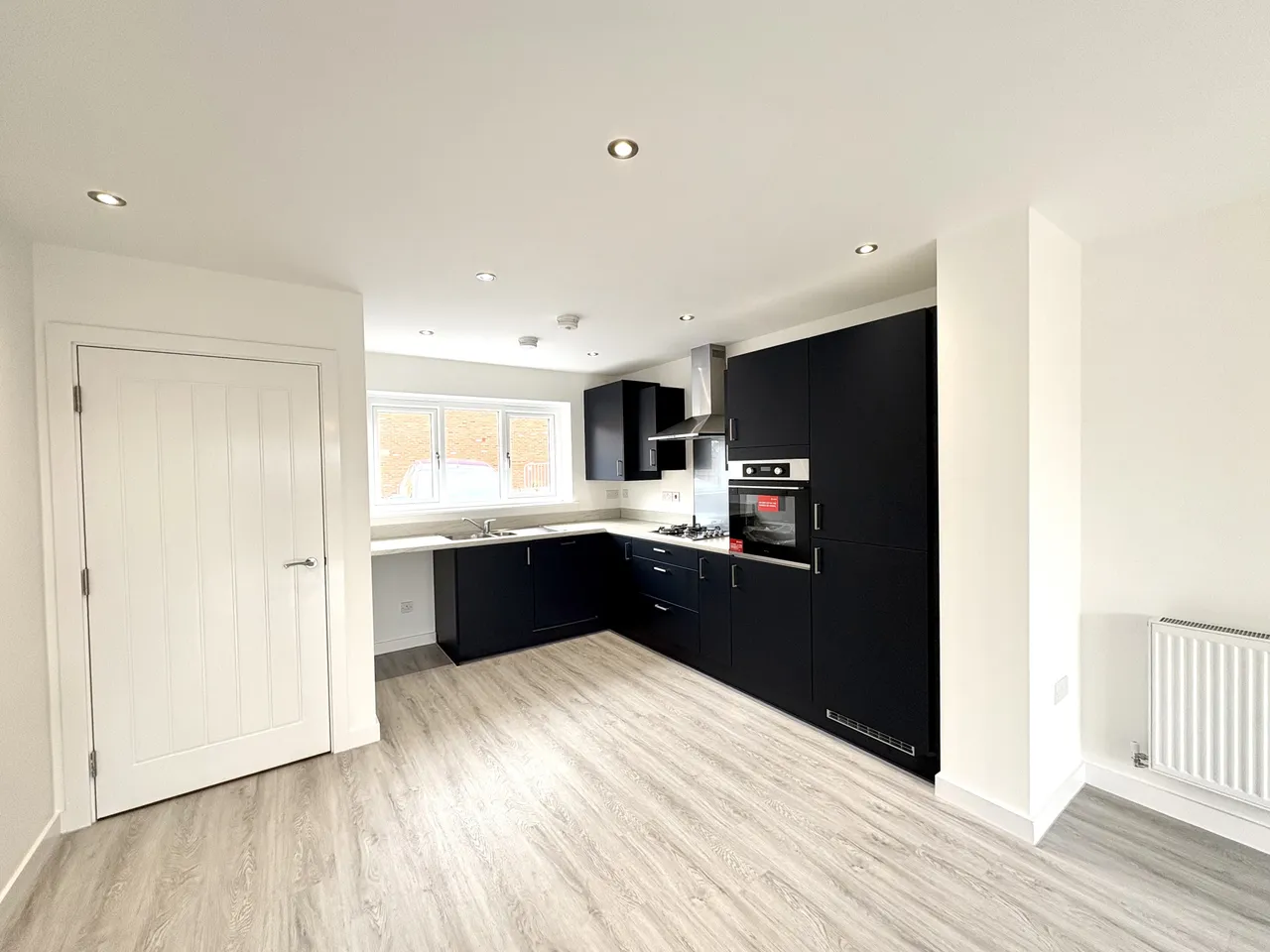 Broady Avenue, Wincham, CW9, photo 3