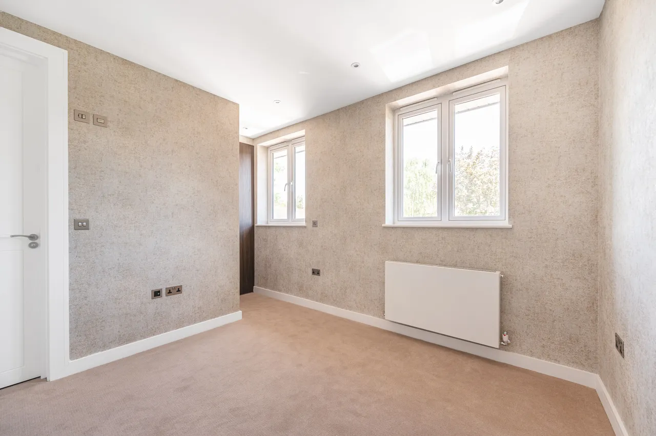 Flat 3, 68 The Ridgeway, London, photo 7