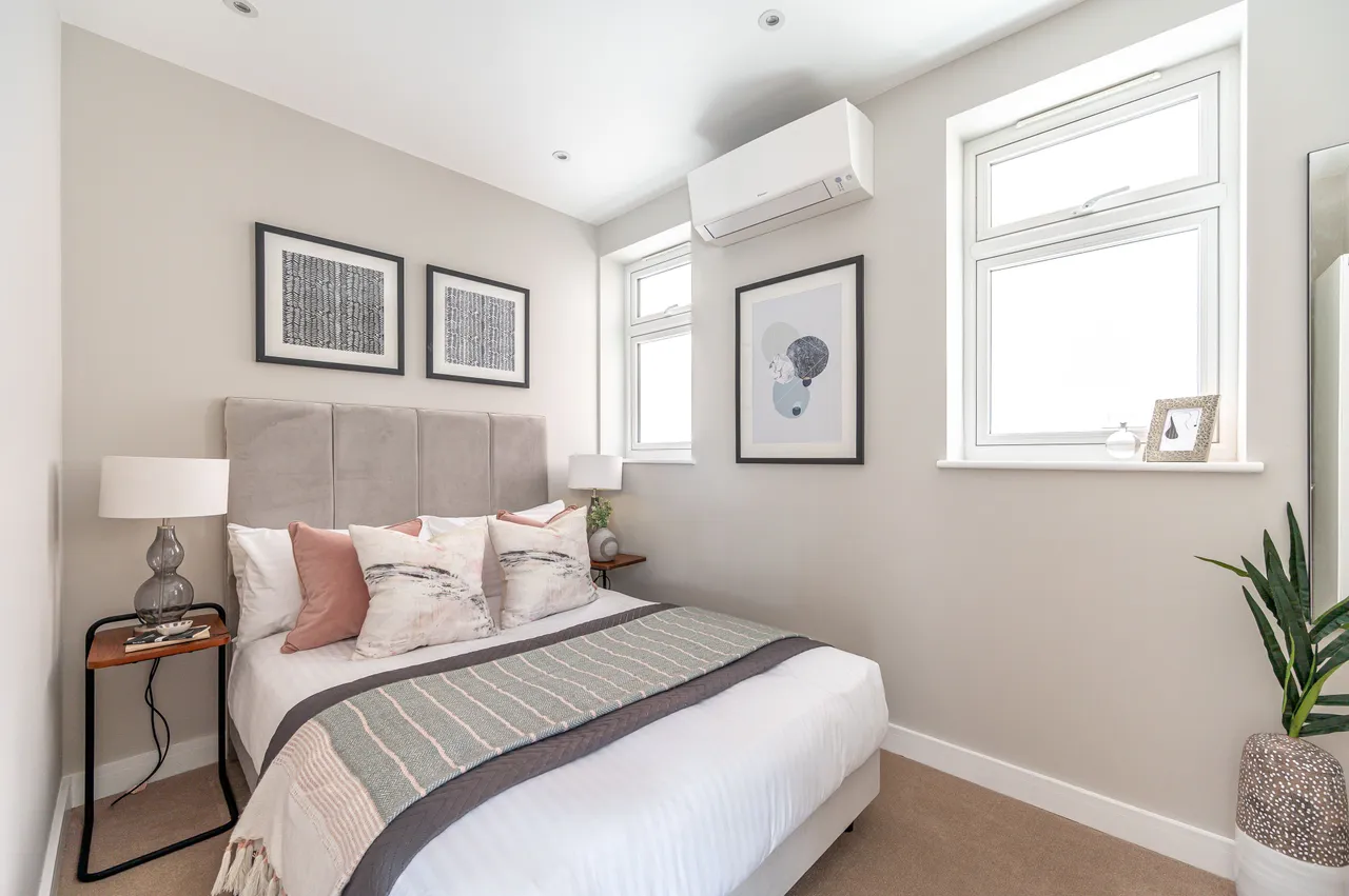 Flat 3, 68 The Ridgeway, London, photo 5
