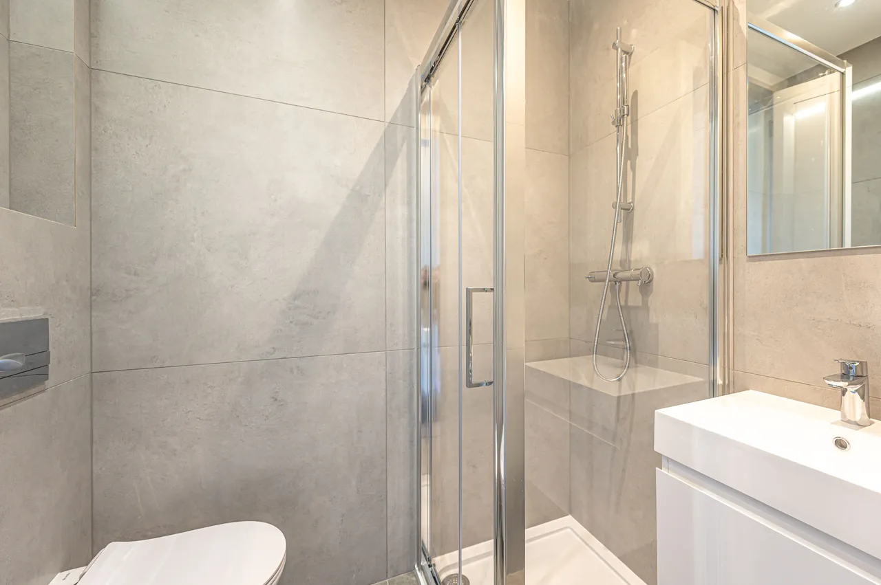 Flat 3, 68 The Ridgeway, London, photo 8