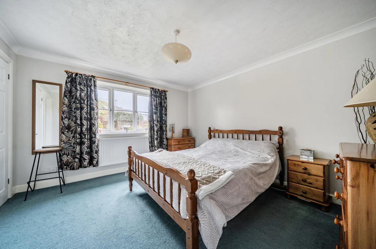 Primrose Drive, Newtown, photo 11