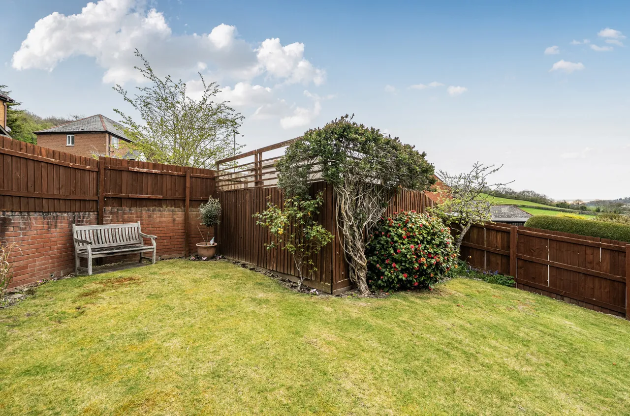 Primrose Drive, Newtown, photo 17