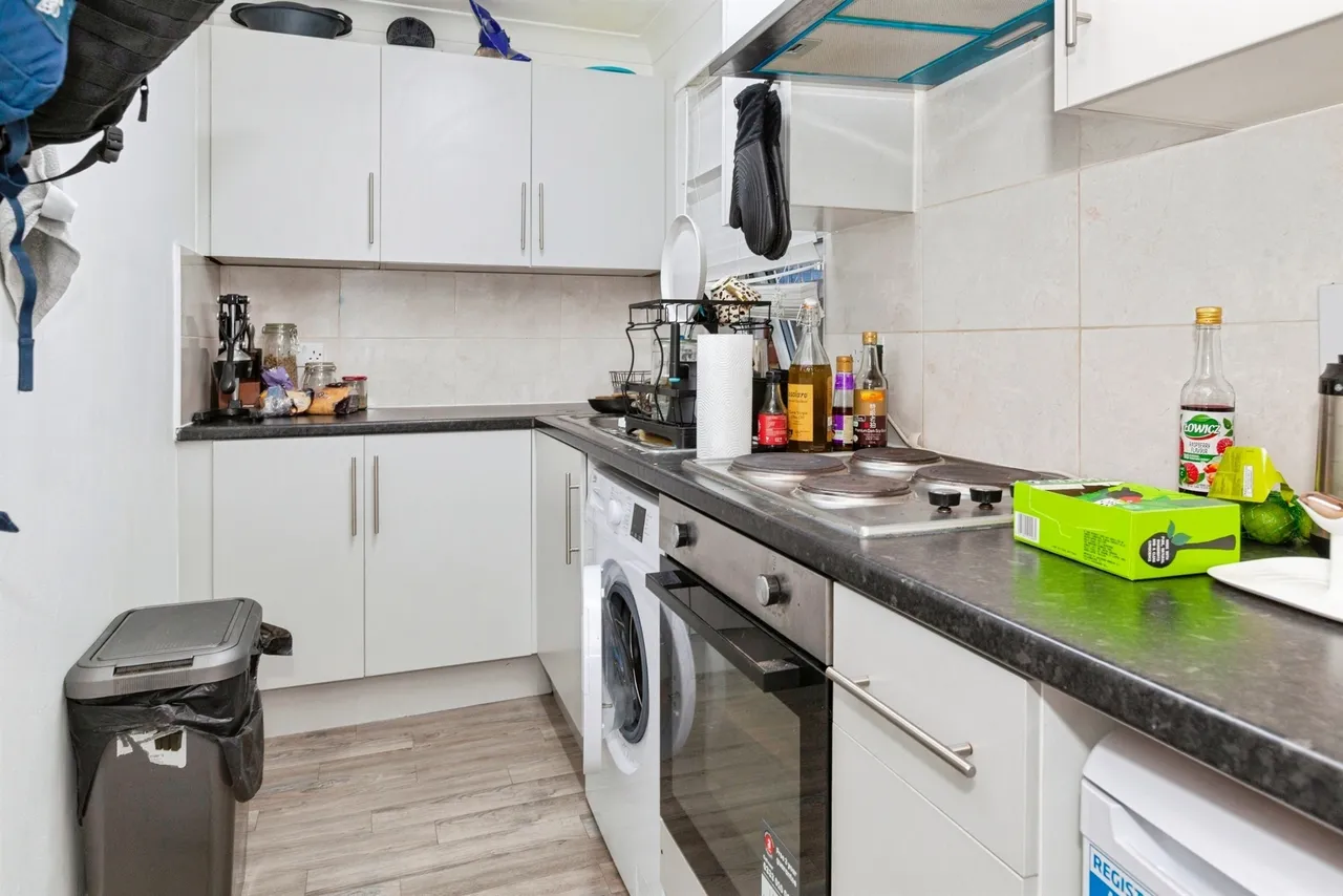 Queens Court, Slough, SL1, photo 12