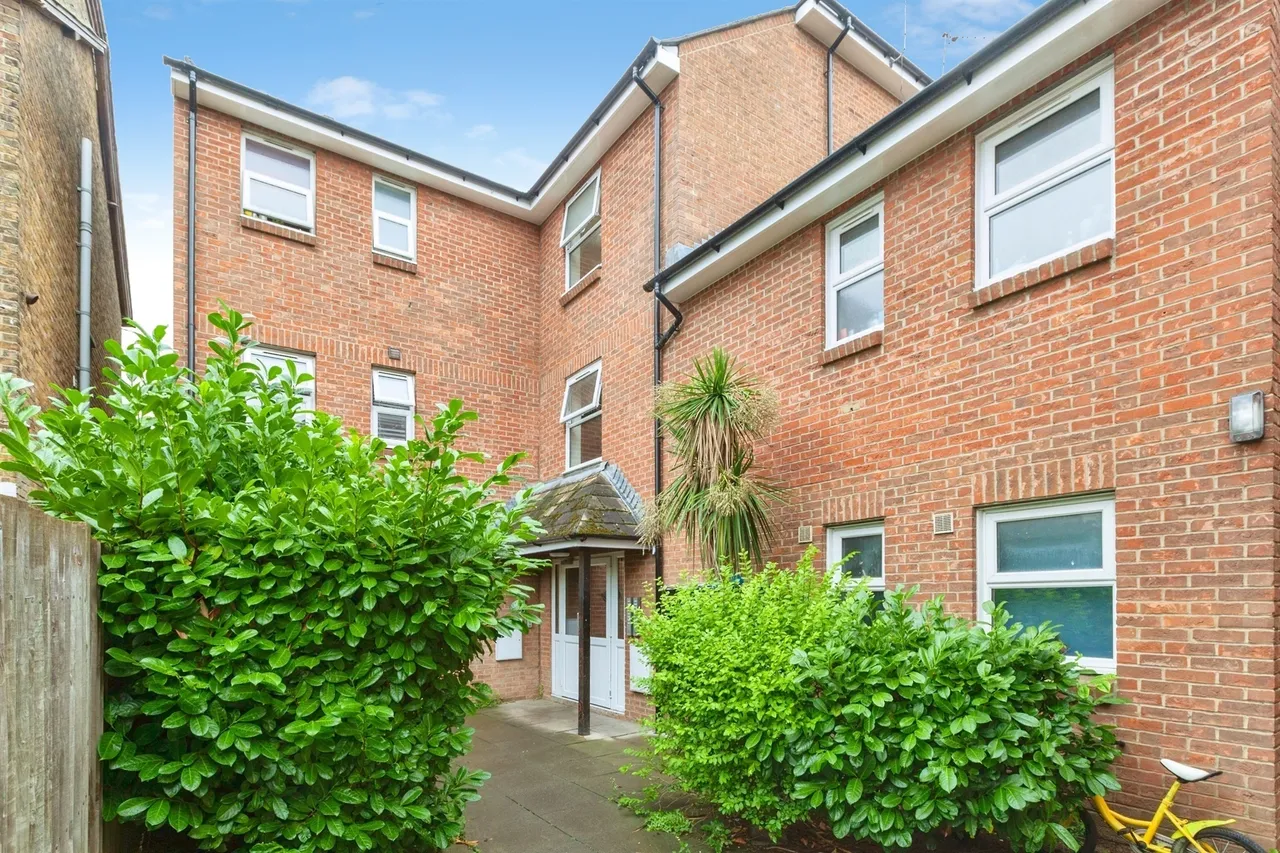Queens Court, Slough, SL1, photo 5