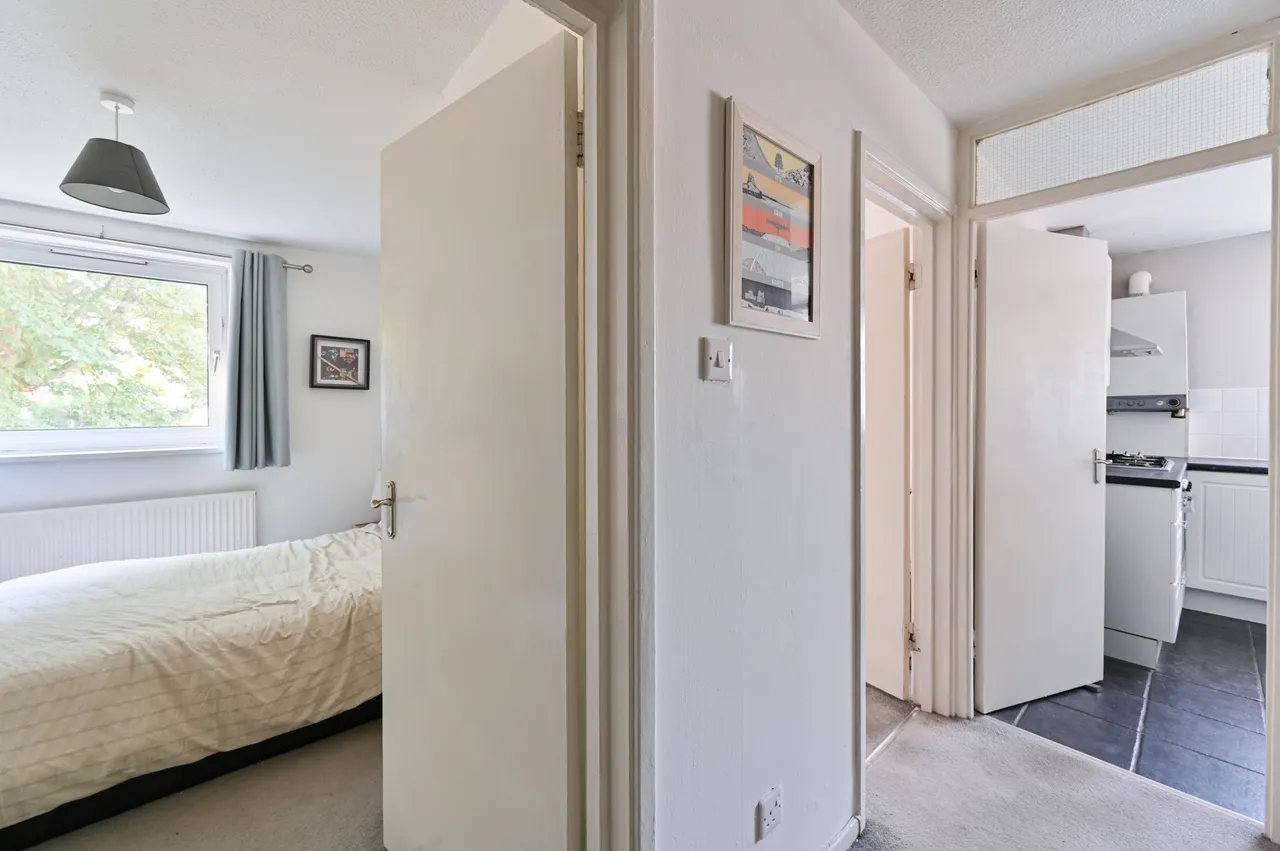 34 Ormanton Road, London, photo 11