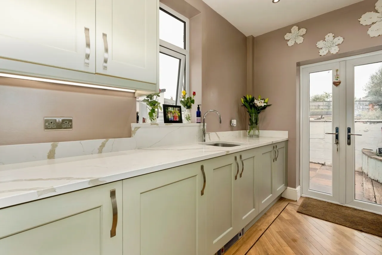 Carus Avenue, Darwen, BB3, photo 8