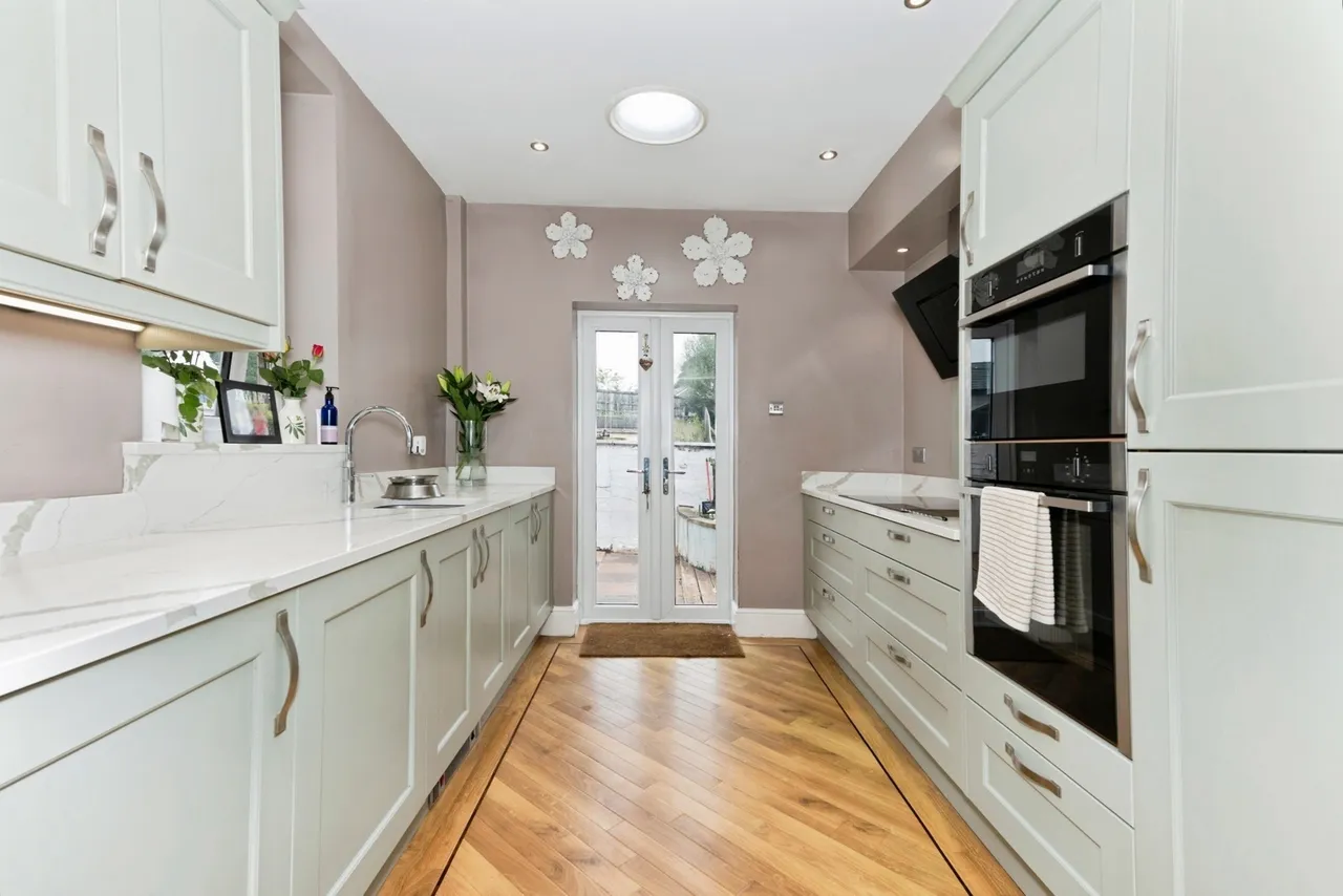 Carus Avenue, Darwen, BB3, photo 3