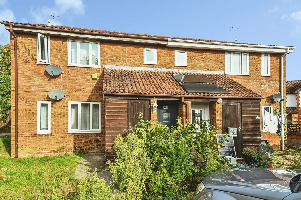 1 bed flat for sale, Carman Close, Swindon, SN3