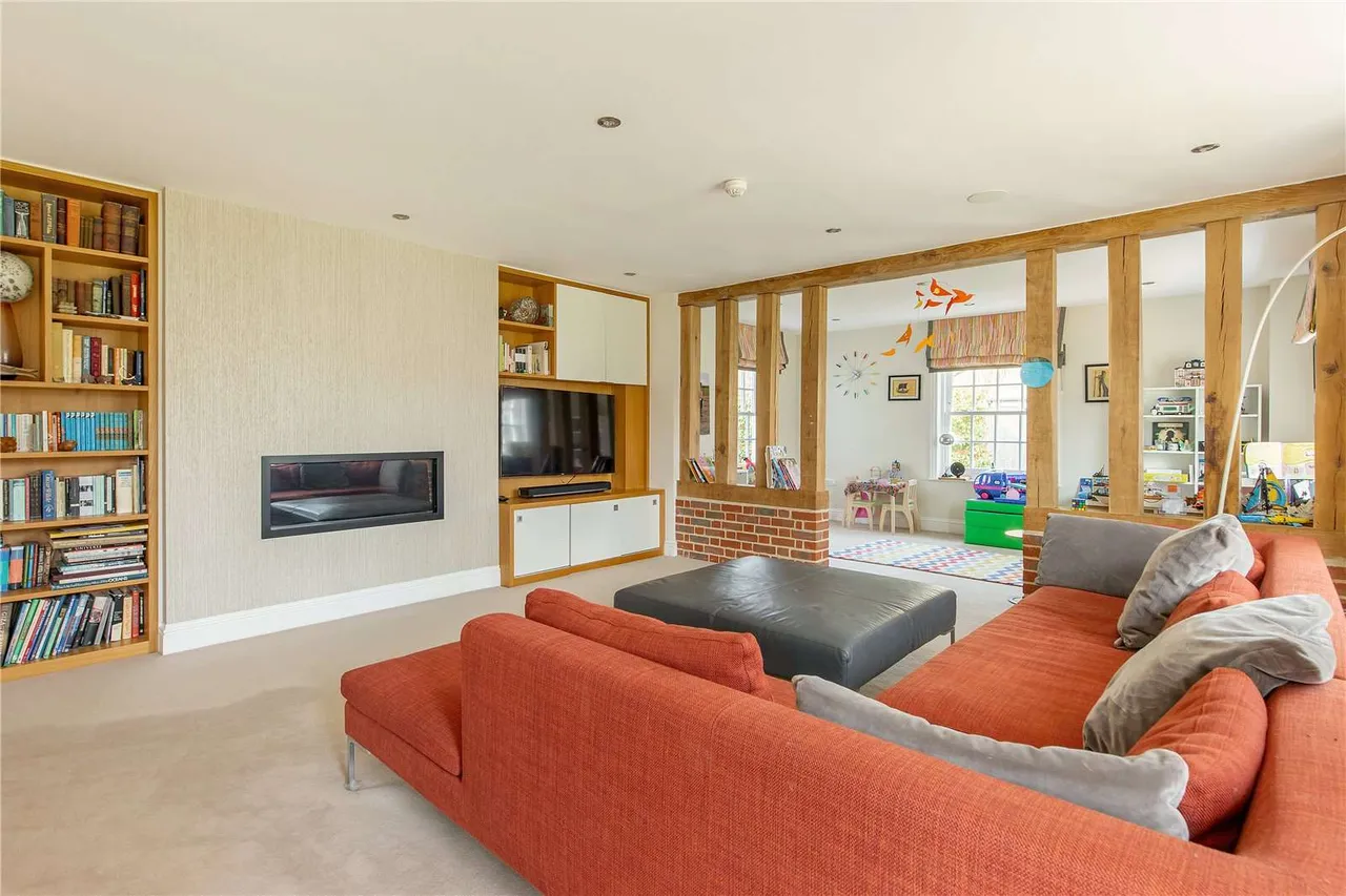 Trinity Lane, Great Shelford, Cambridgeshire, CB22 5FE, photo 8