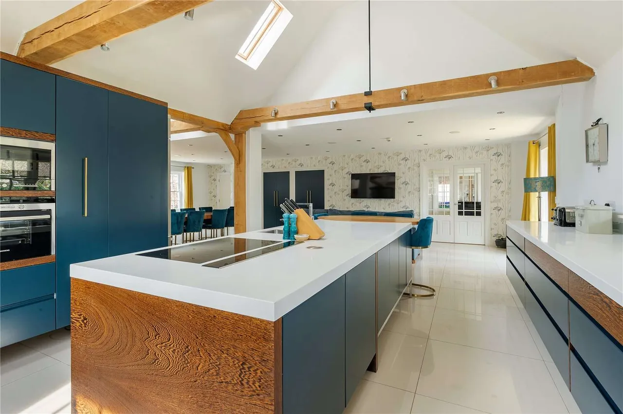 Trinity Lane, Great Shelford, Cambridgeshire, CB22 5FE, photo 5