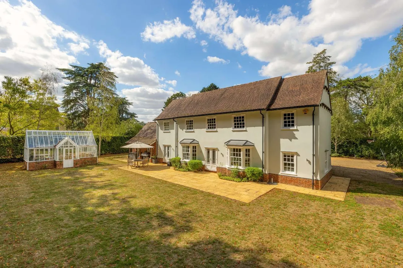Trinity Lane, Great Shelford, Cambridgeshire, CB22 5FE, photo 2