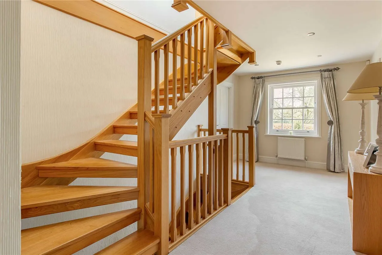 Trinity Lane, Great Shelford, Cambridgeshire, CB22 5FE, photo 10