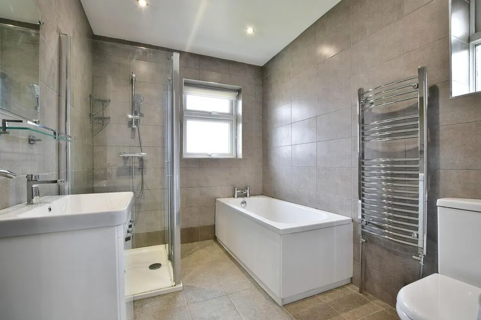 Downs Drive, Timperley, Altrincham, WA14, photo 7