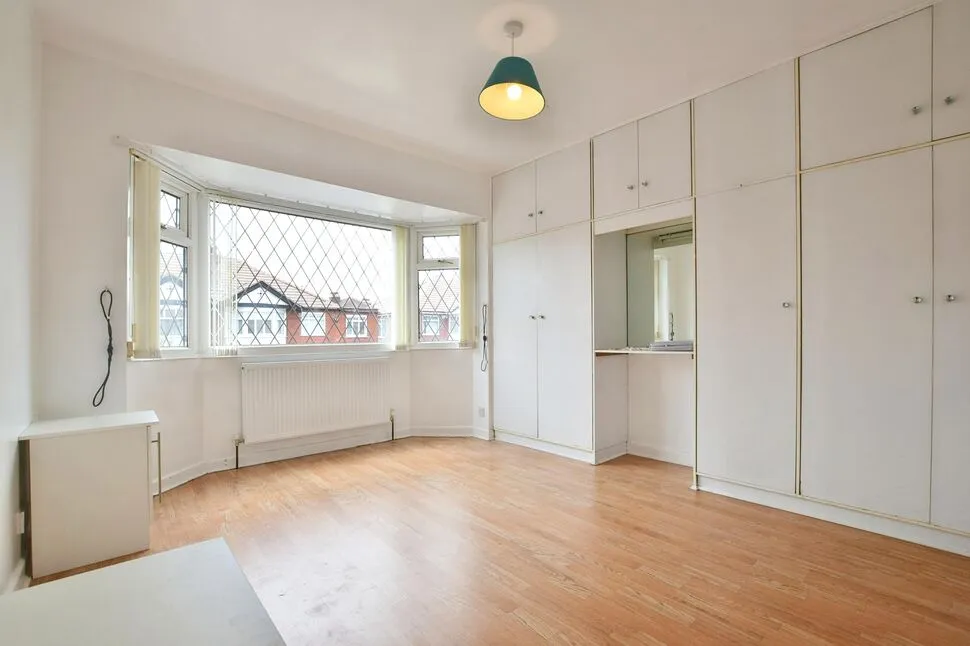 Downs Drive, Timperley, Altrincham, WA14, photo 5