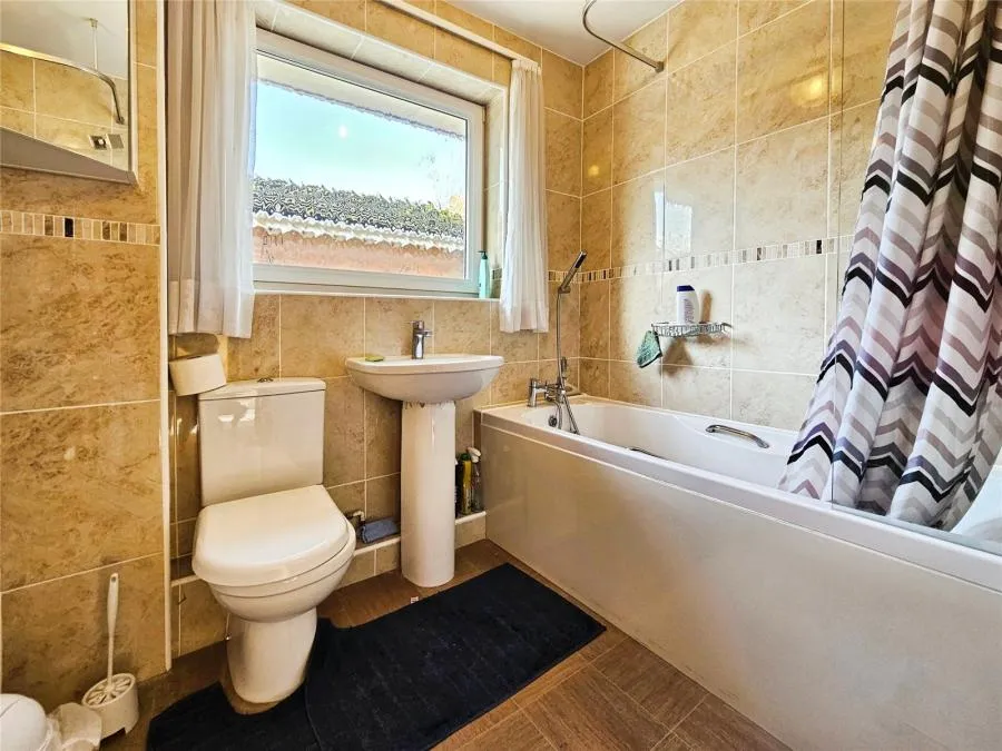 Fir Tree Way, Fleet, GU52, photo 11