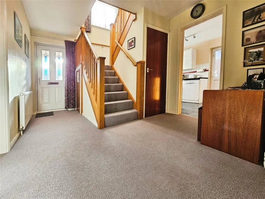 Fir Tree Way, Fleet, GU52, photo 12