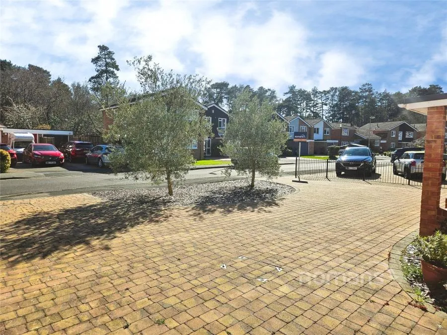 Fir Tree Way, Fleet, GU52, photo 20