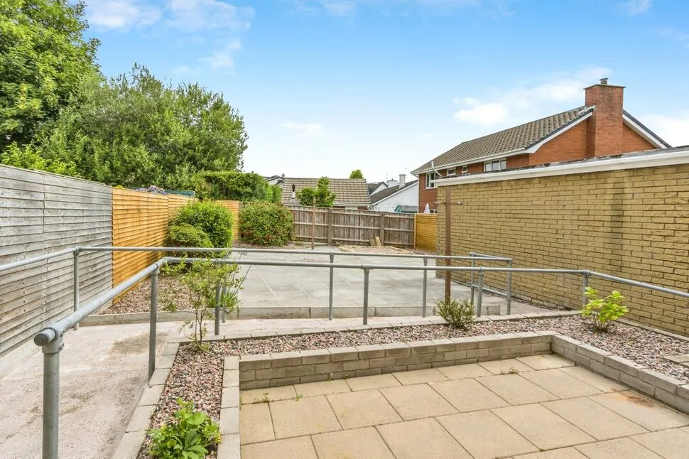 Adlon Gardens, Lisburn, BT28, photo 11