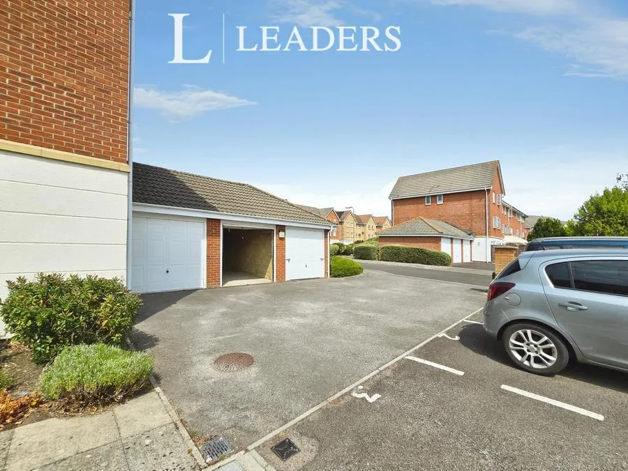 Hayling Close, Gosport, PO12, photo 18