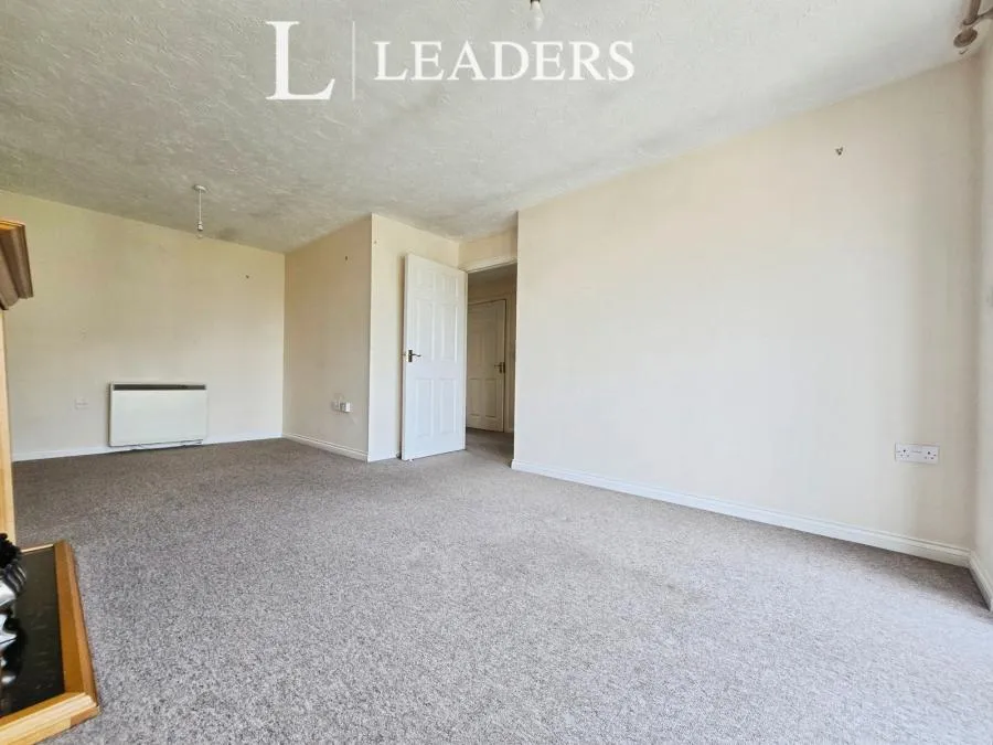 Hayling Close, Gosport, PO12, photo 13