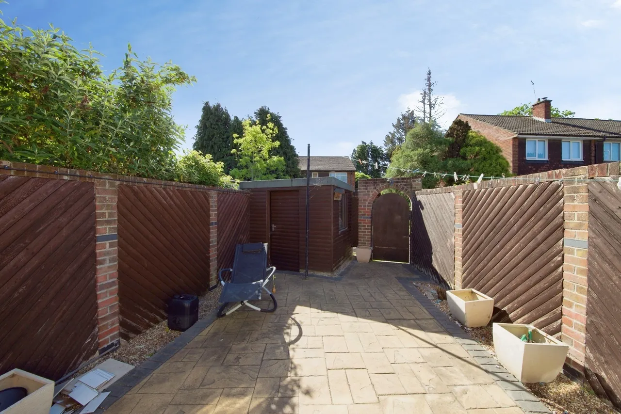 Shepherds Close, ROMFORD, Essex, RM6, photo 4
