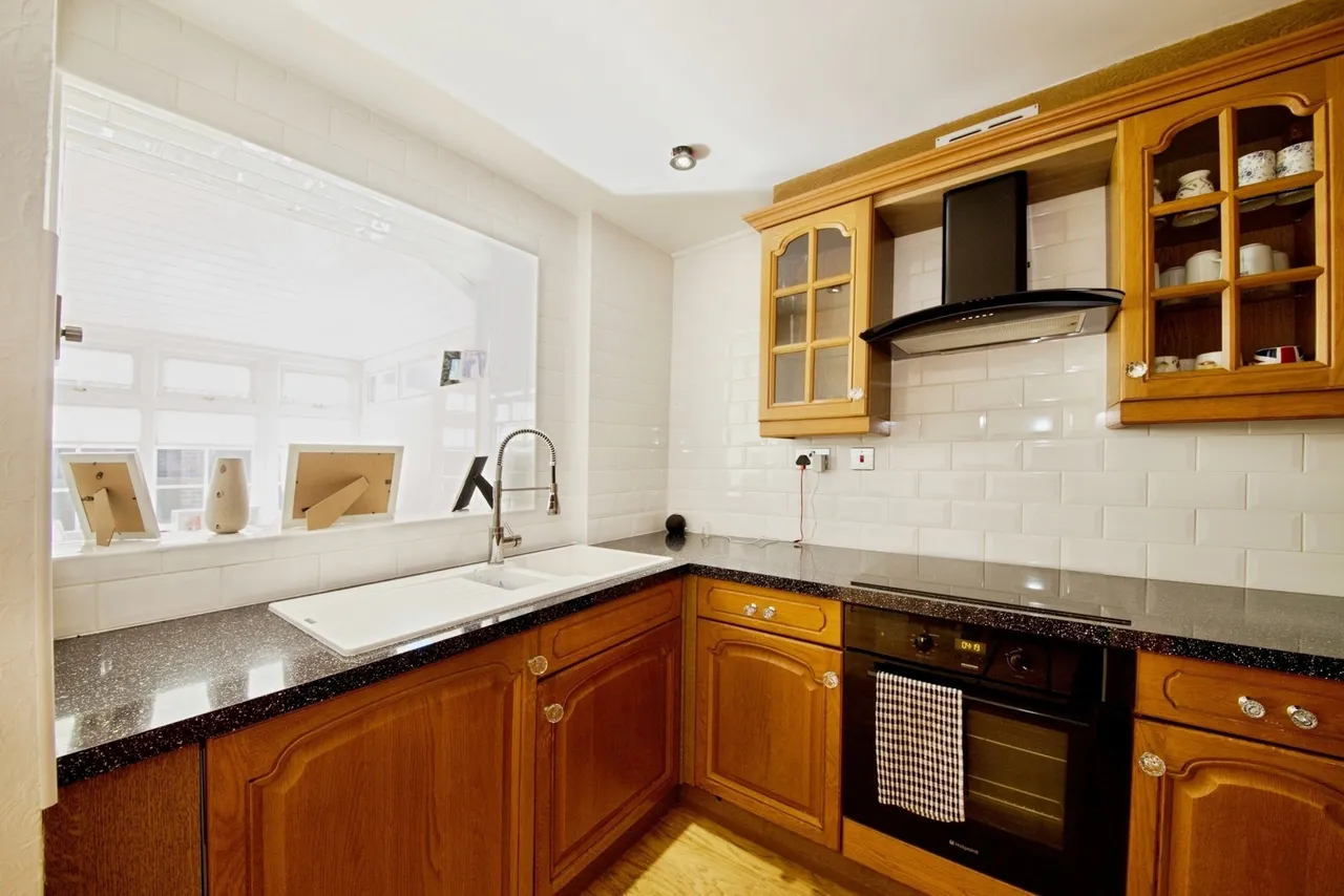 Shepherds Close, ROMFORD, Essex, RM6, photo 7