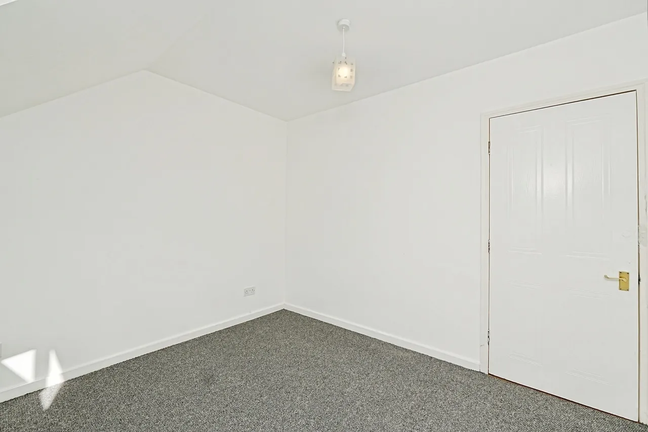 Burleigh Walk, London, SE6, photo 7