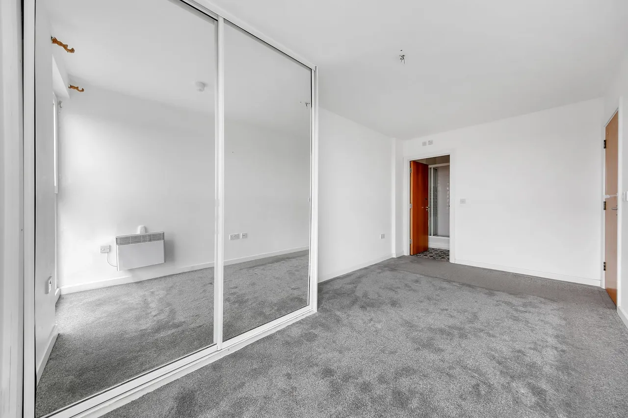 Flat 52, Regal House, Royal Crescent, Ilford, Essex, IG2 7JY, photo 8