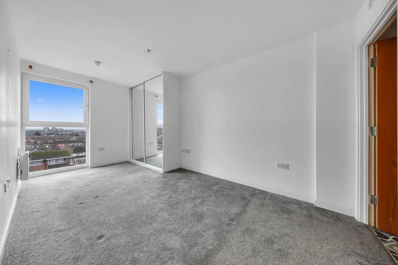 Flat 52, Regal House, Royal Crescent, Ilford, Essex, IG2 7JY, photo 7