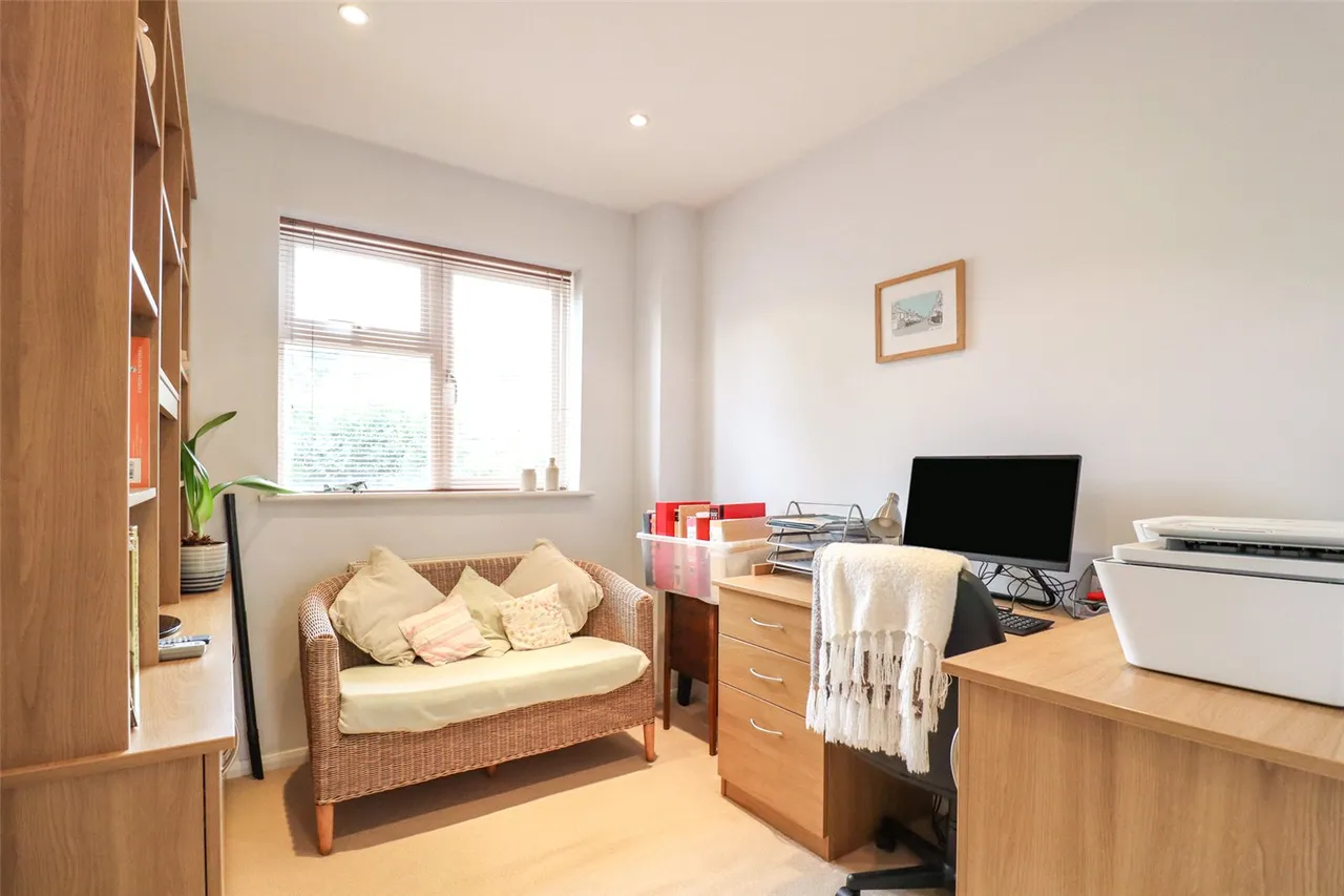 Frere Avenue, Fleet, Hampshire, GU51 5AW, photo 13