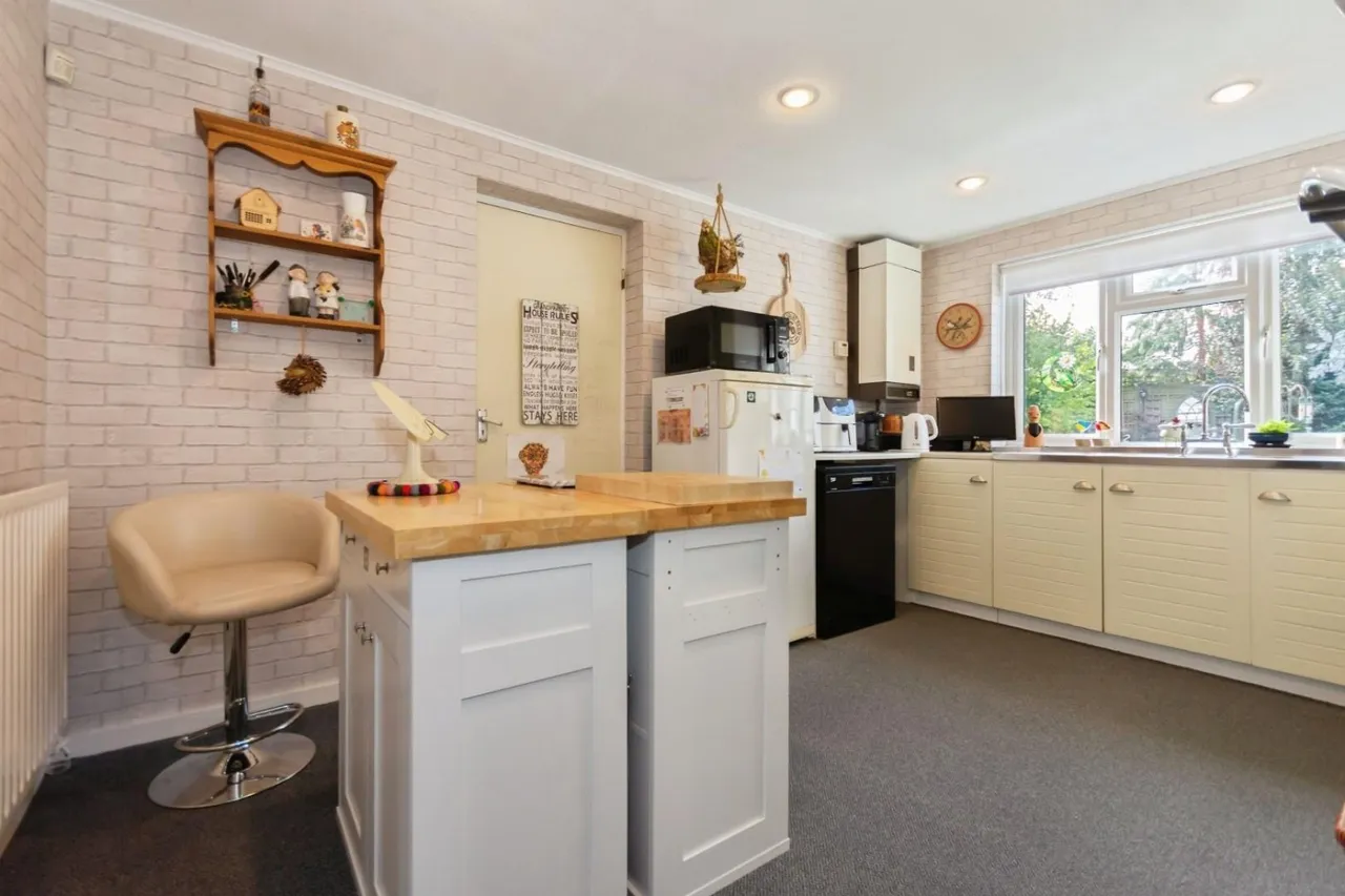 Purnells Way, Knowle, B93, photo 5