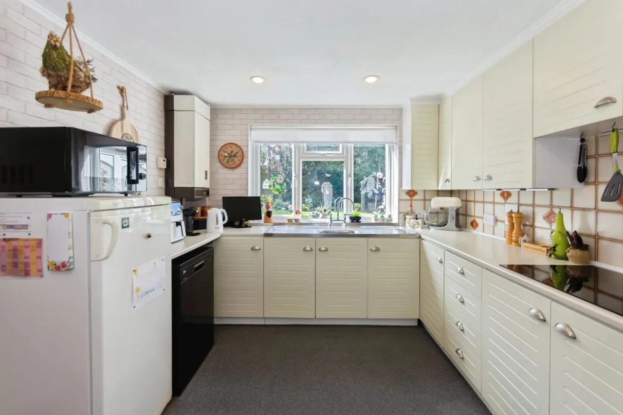 Purnells Way, Knowle, B93, photo 6