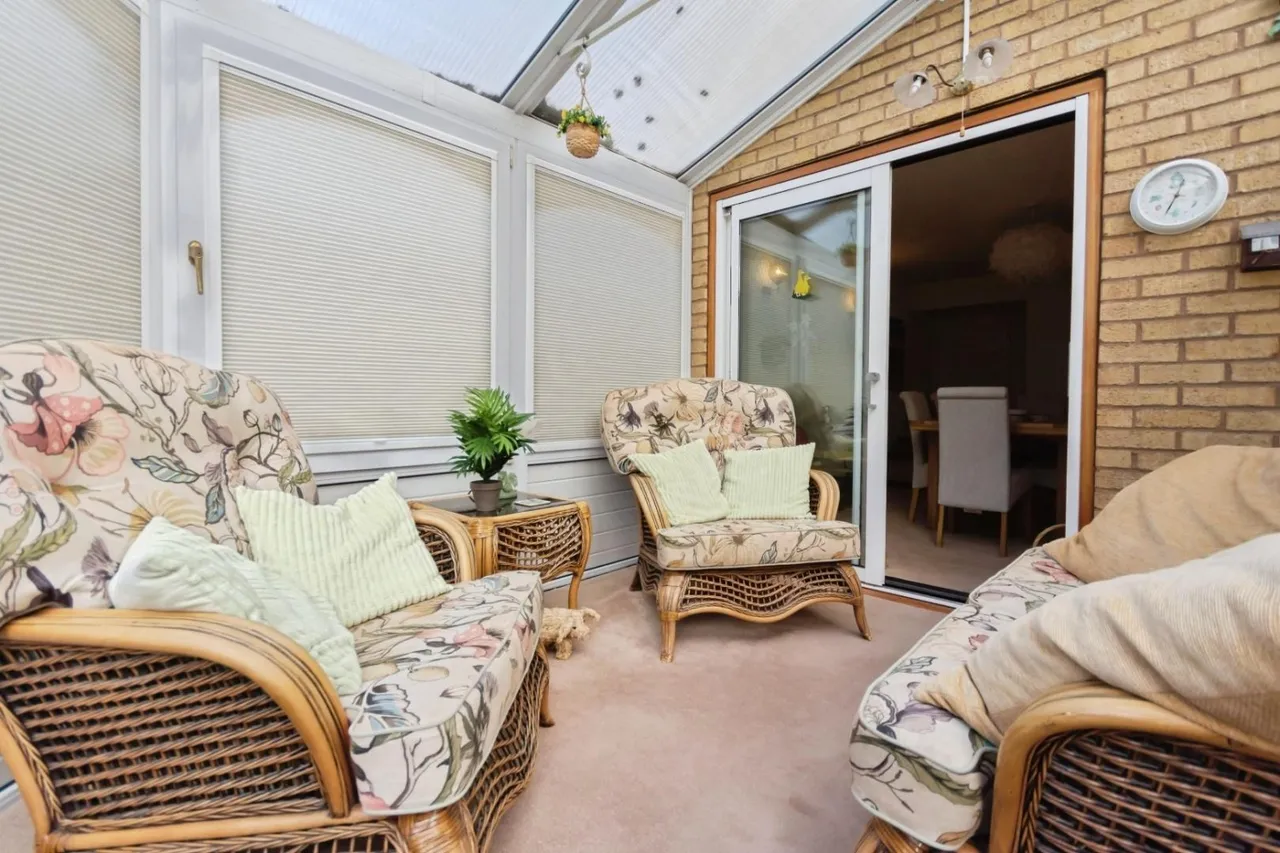 Purnells Way, Knowle, B93, photo 22