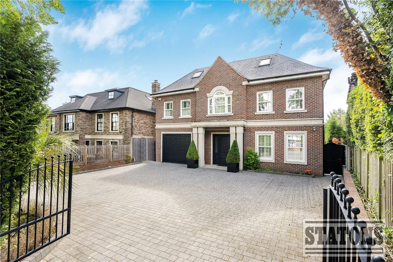 6 bed house for sale — Oakleigh Avenue, Whetstone, London, N20 9JJ