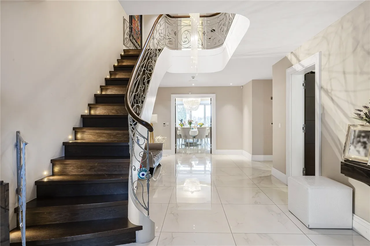 Oakleigh Avenue, Whetstone, London, N20 9JJ, photo 5