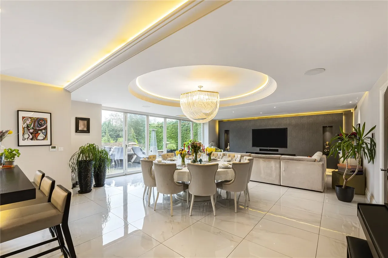 Oakleigh Avenue, Whetstone, London, N20 9JJ, photo 2