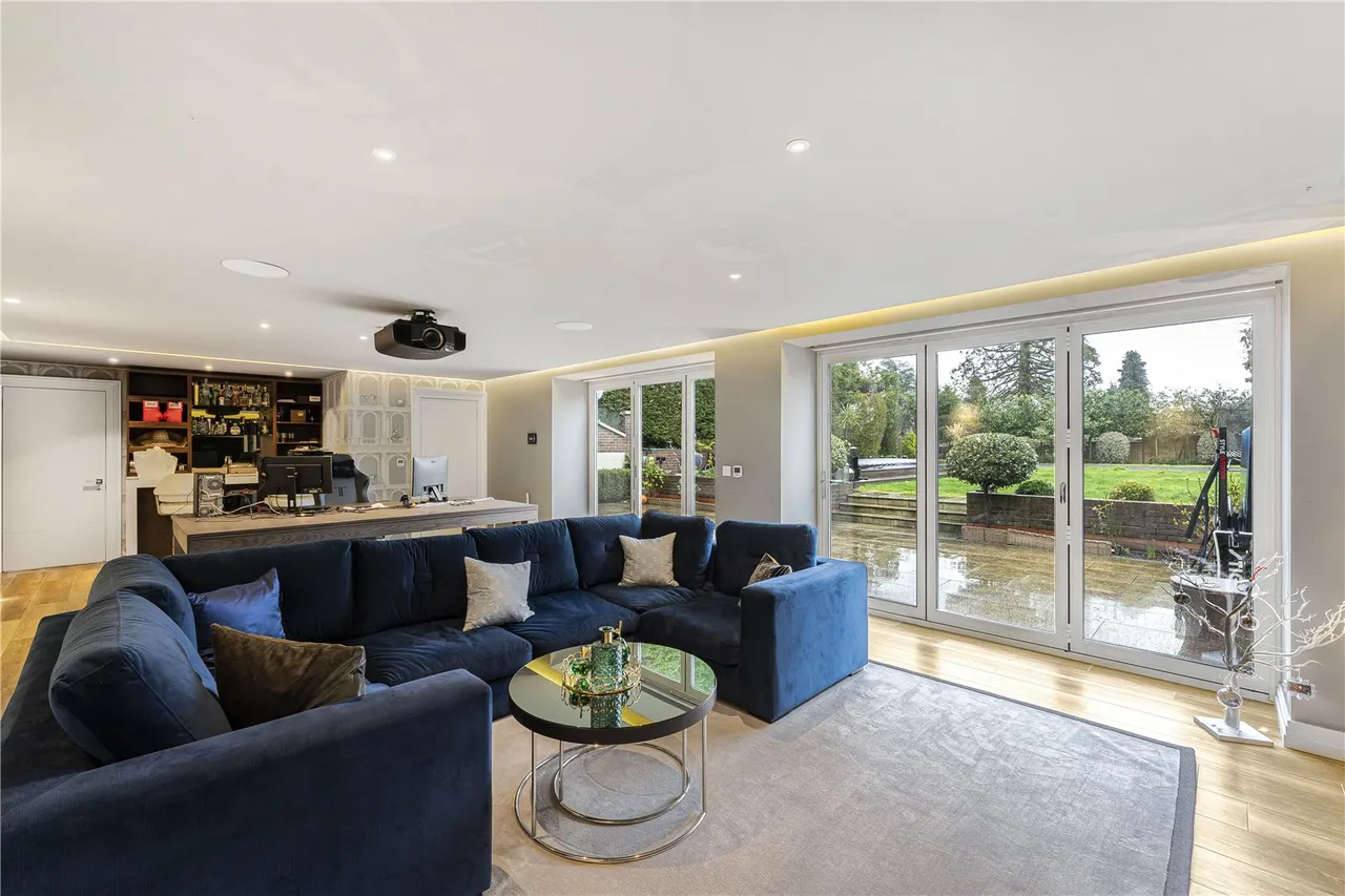 Oakleigh Avenue, Whetstone, London, N20 9JJ, photo 22
