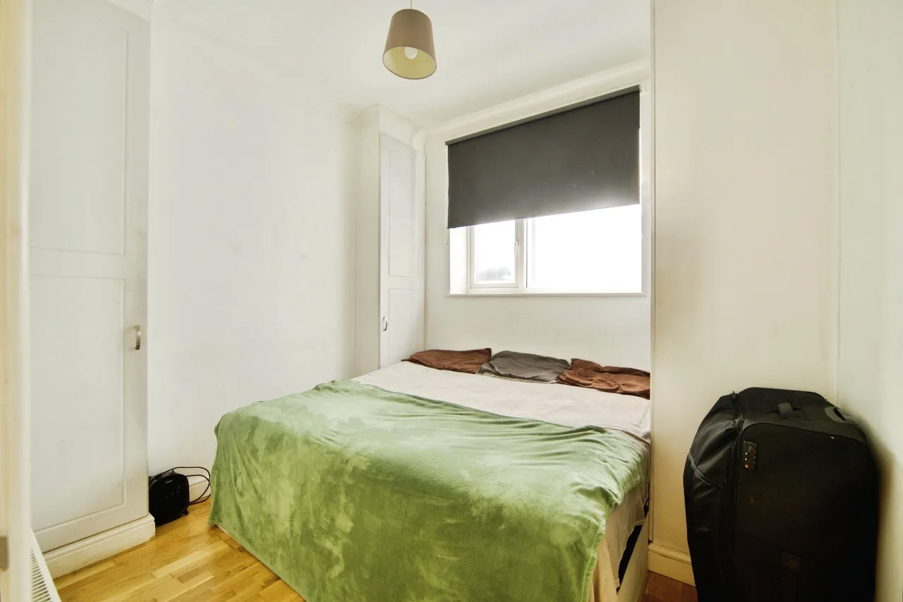 Wood Street, London, E17, photo 4