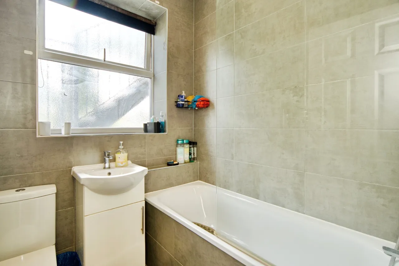 Wood Street, London, E17, photo 9
