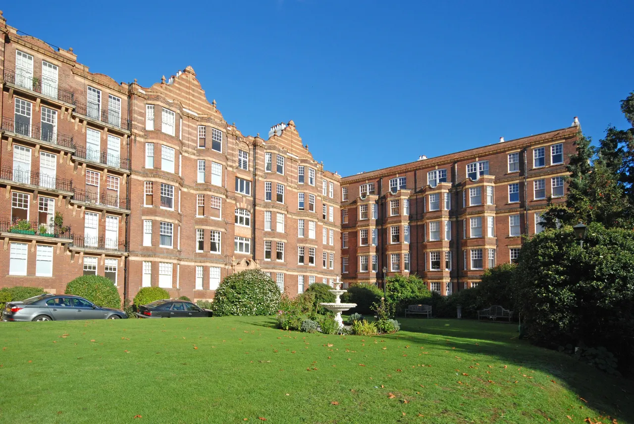 45 Kenilworth Court, Lower Richmond Road, London, photo 3