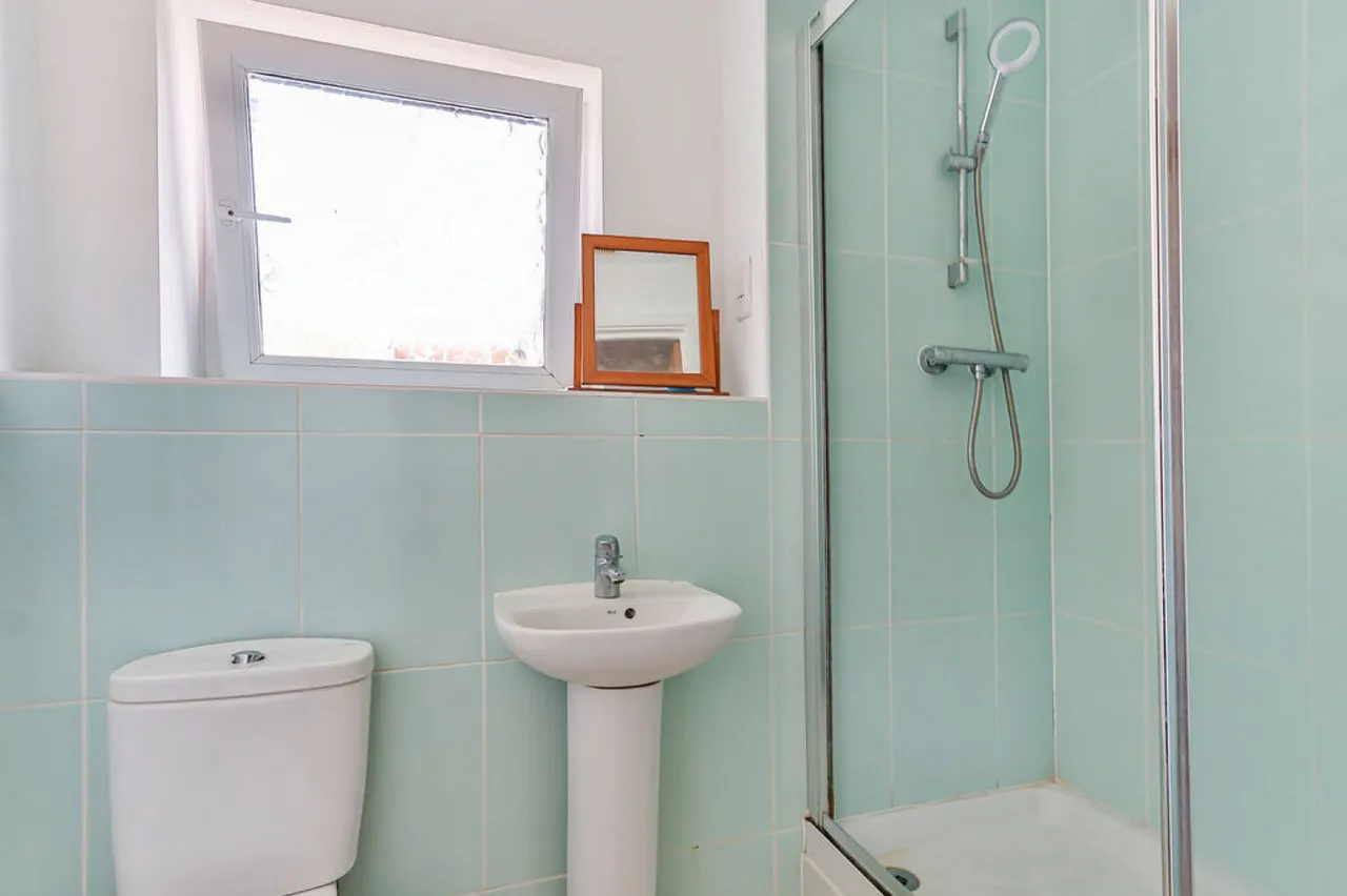 Avenel Way , Poole, photo 9