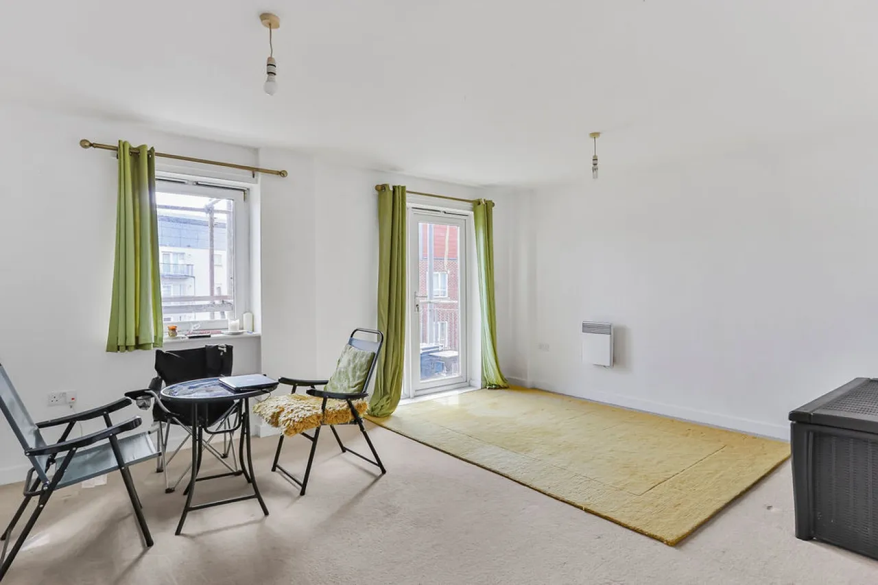 Avenel Way , Poole, photo 6