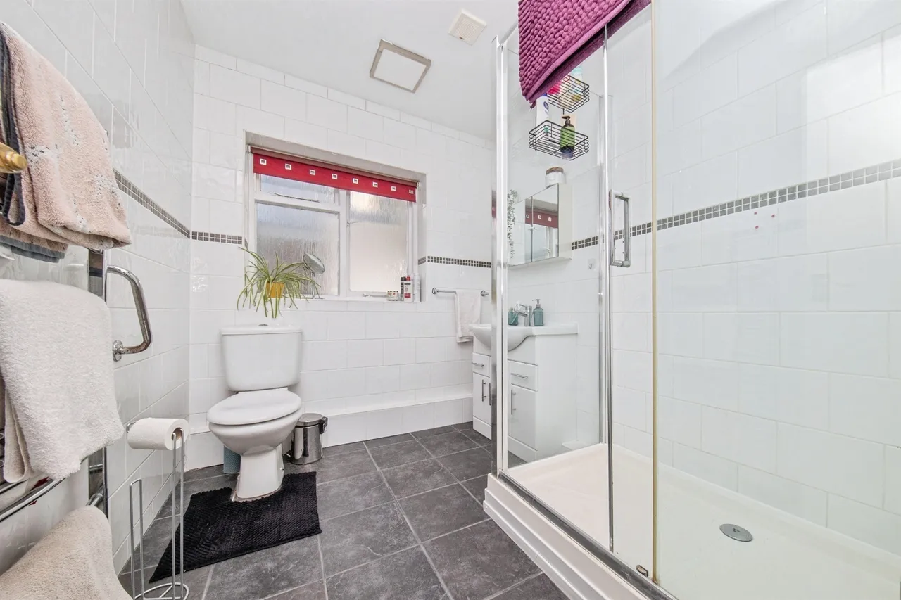 Main Road, Harwich, CO12, photo 16