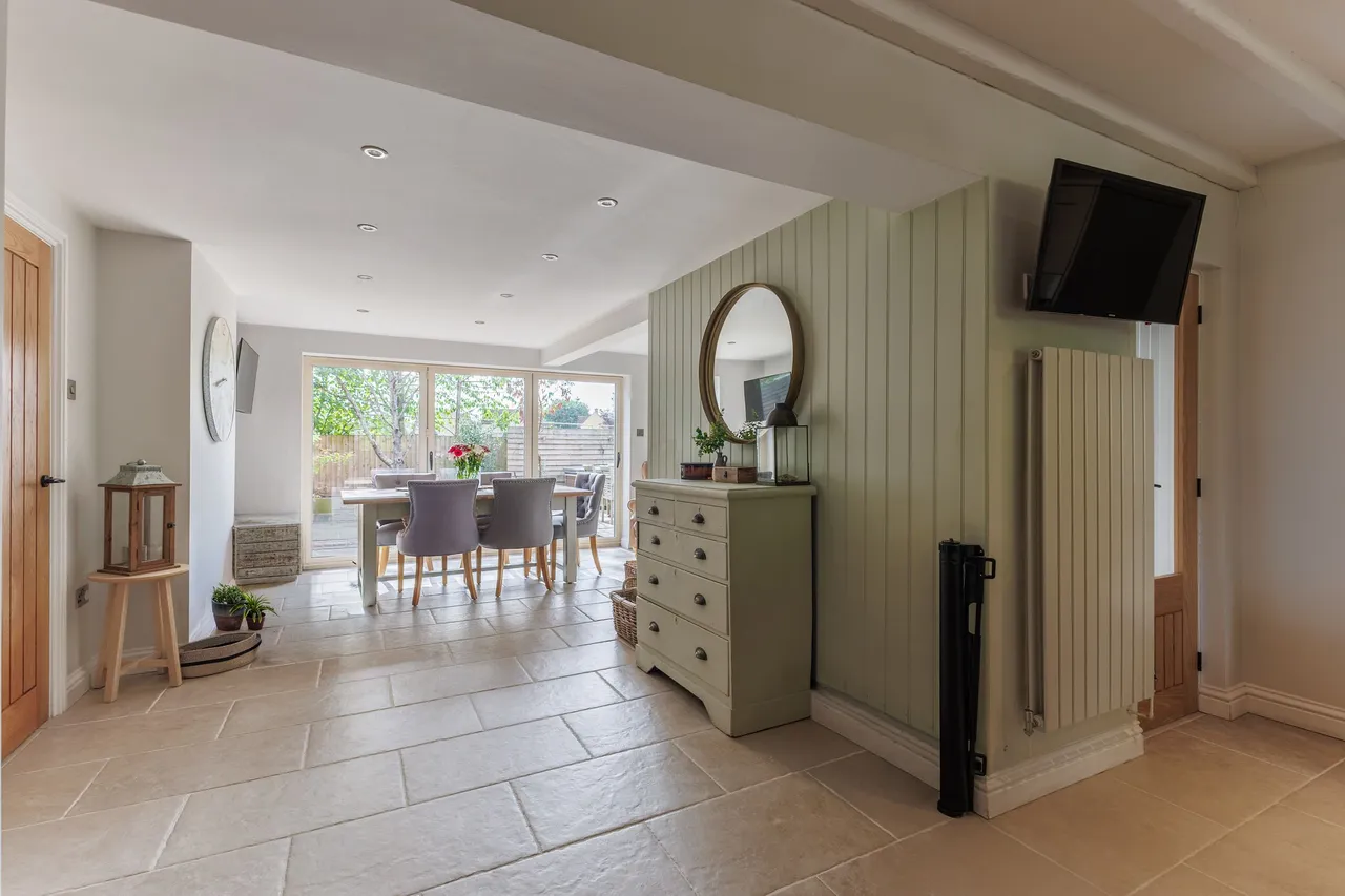 Main Street, Dumbleton, WR11, photo 12