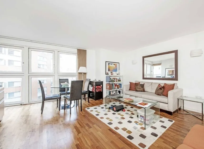 Fairmont Avenue, Canary Wharf, E14, photo 2