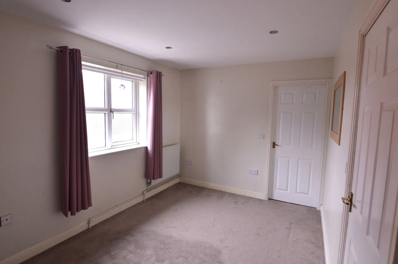 Bramble Close, Grimsby, Lincolnshire, DN31 2DB, photo 7